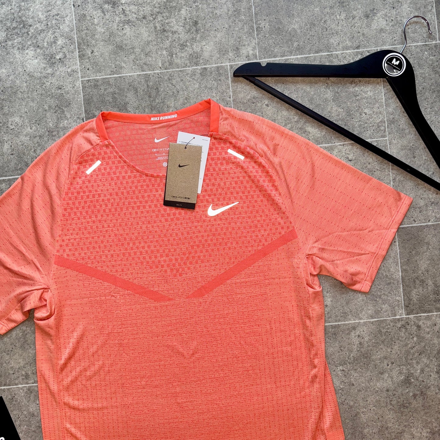 Nike Dri-Fit ADV techknit top - Salmon