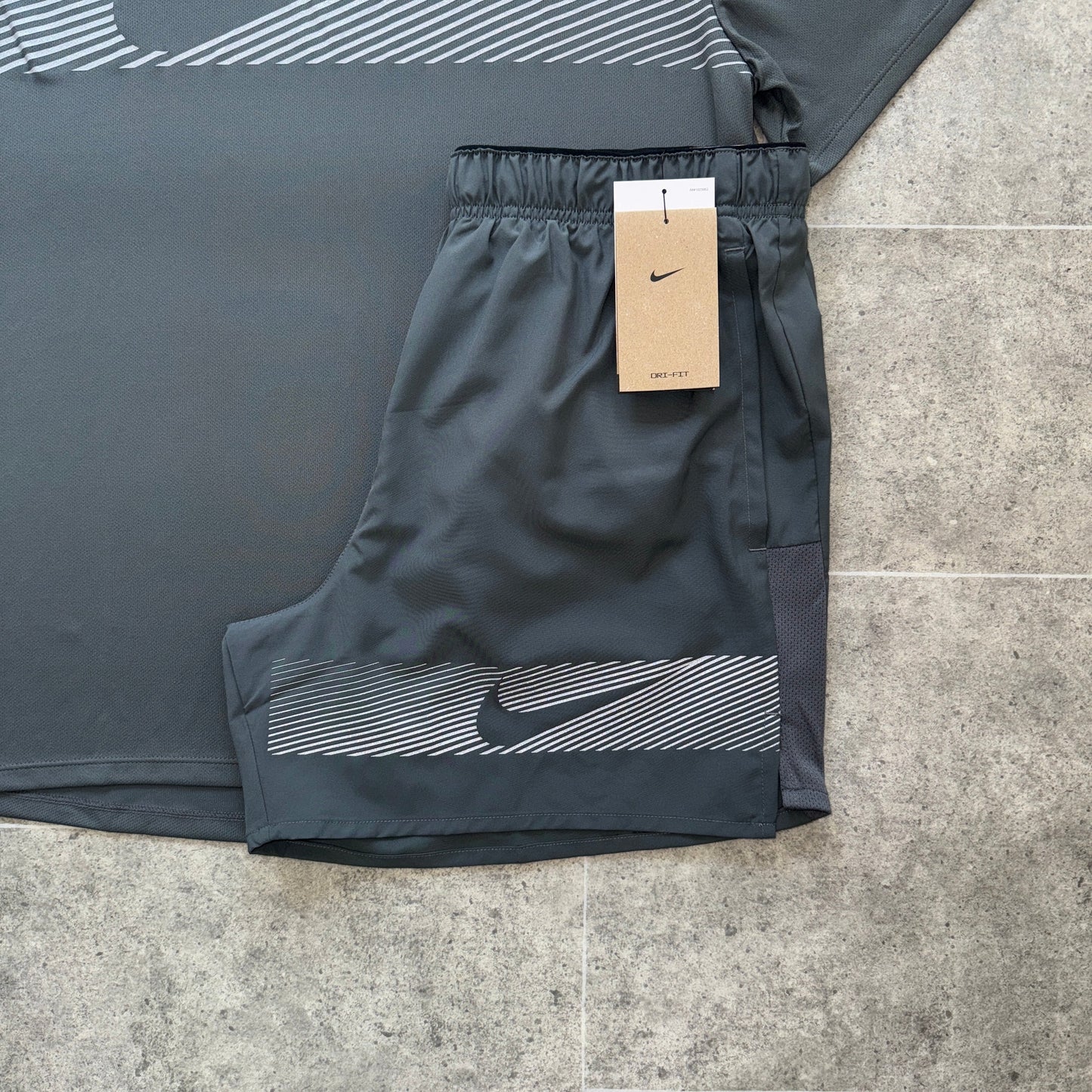 Nike Flash Challenger Set - Grey