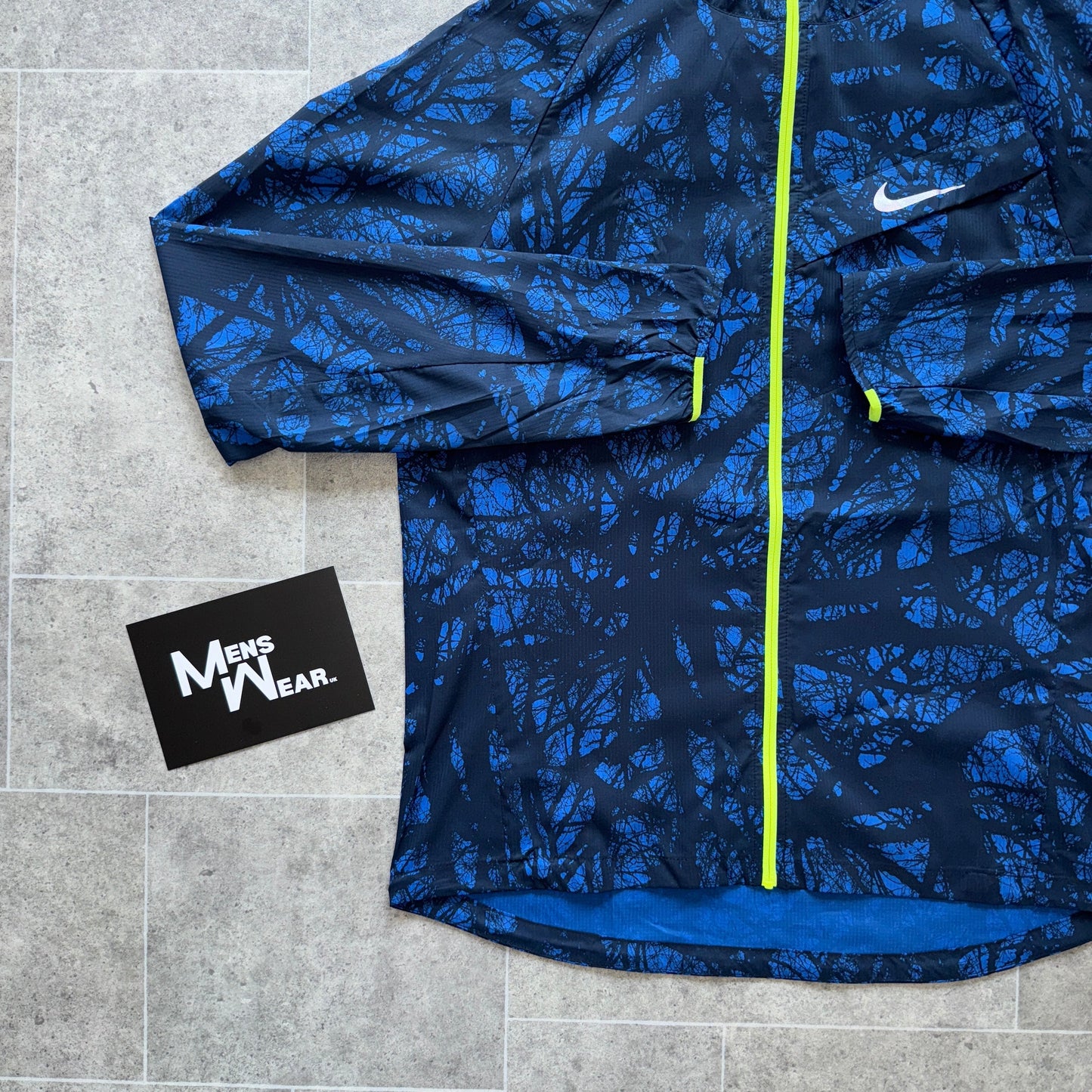 Nike ‘Exclusive’ Enchanted Windbreaker - Blue