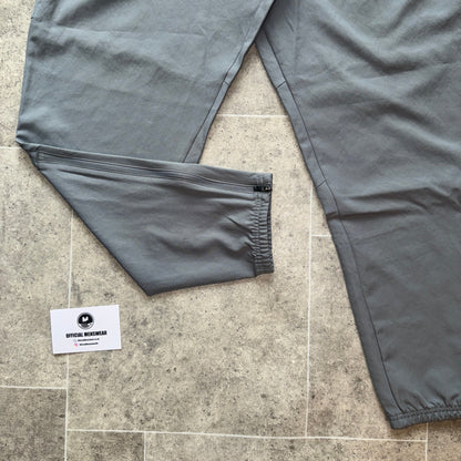 NIKE DRI-FIT CHALLENGER PANTS - GREY