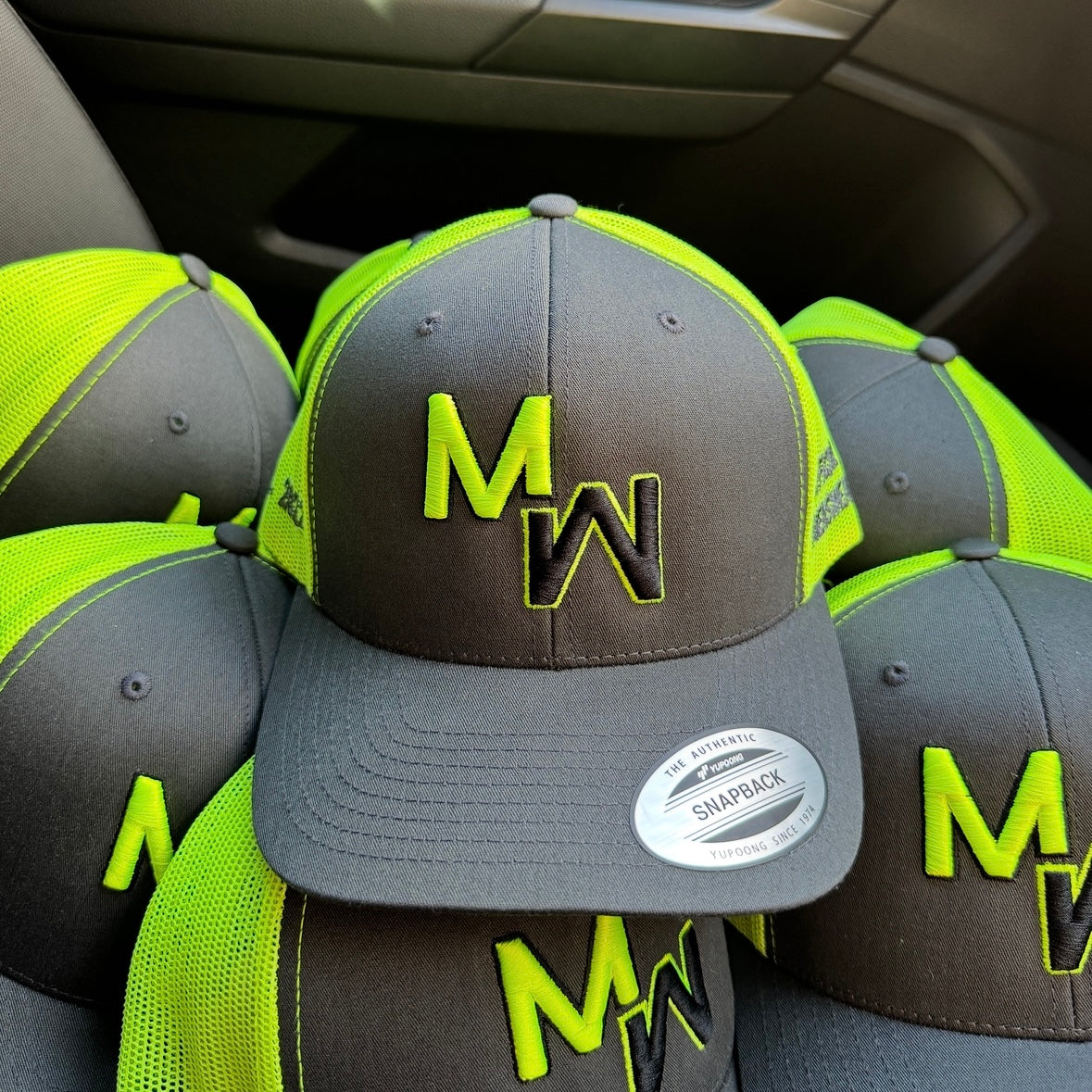 OFFICIAL MENSWEAR UK CAP - NEON/GREY