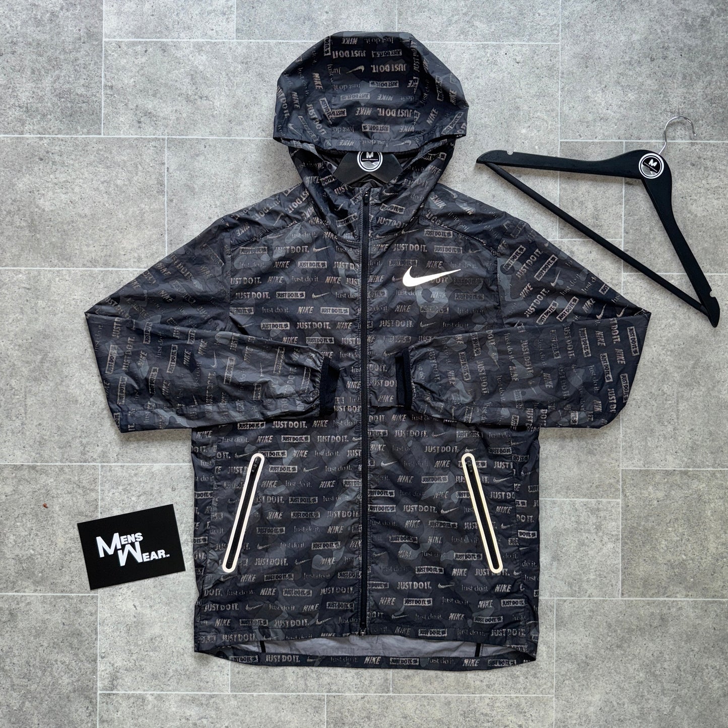 NIKE ‘EXCLUSIVE’ GHOST FLASH WINDBREAKER - BLACK