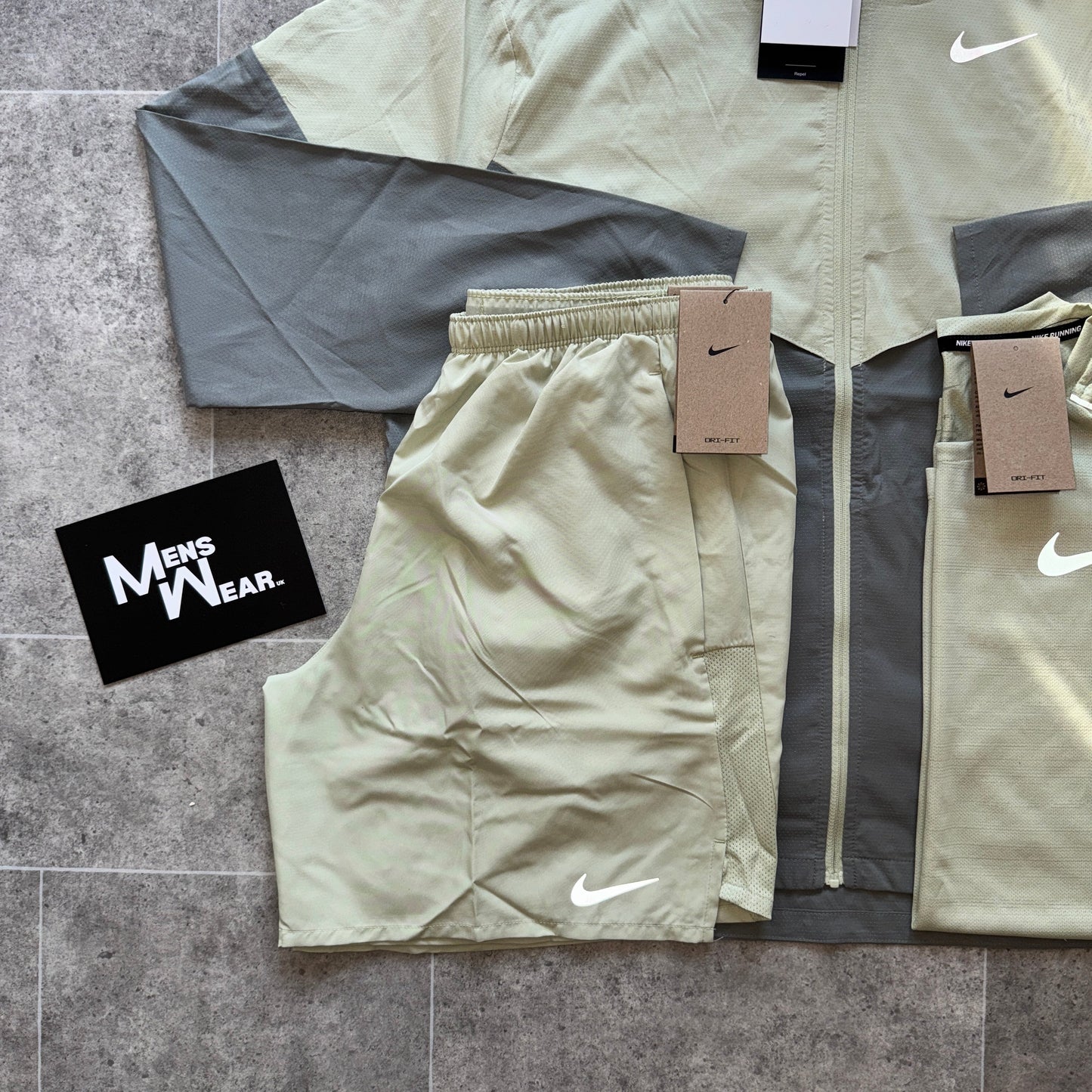 Nike UV Tri-Set - Olive Aura