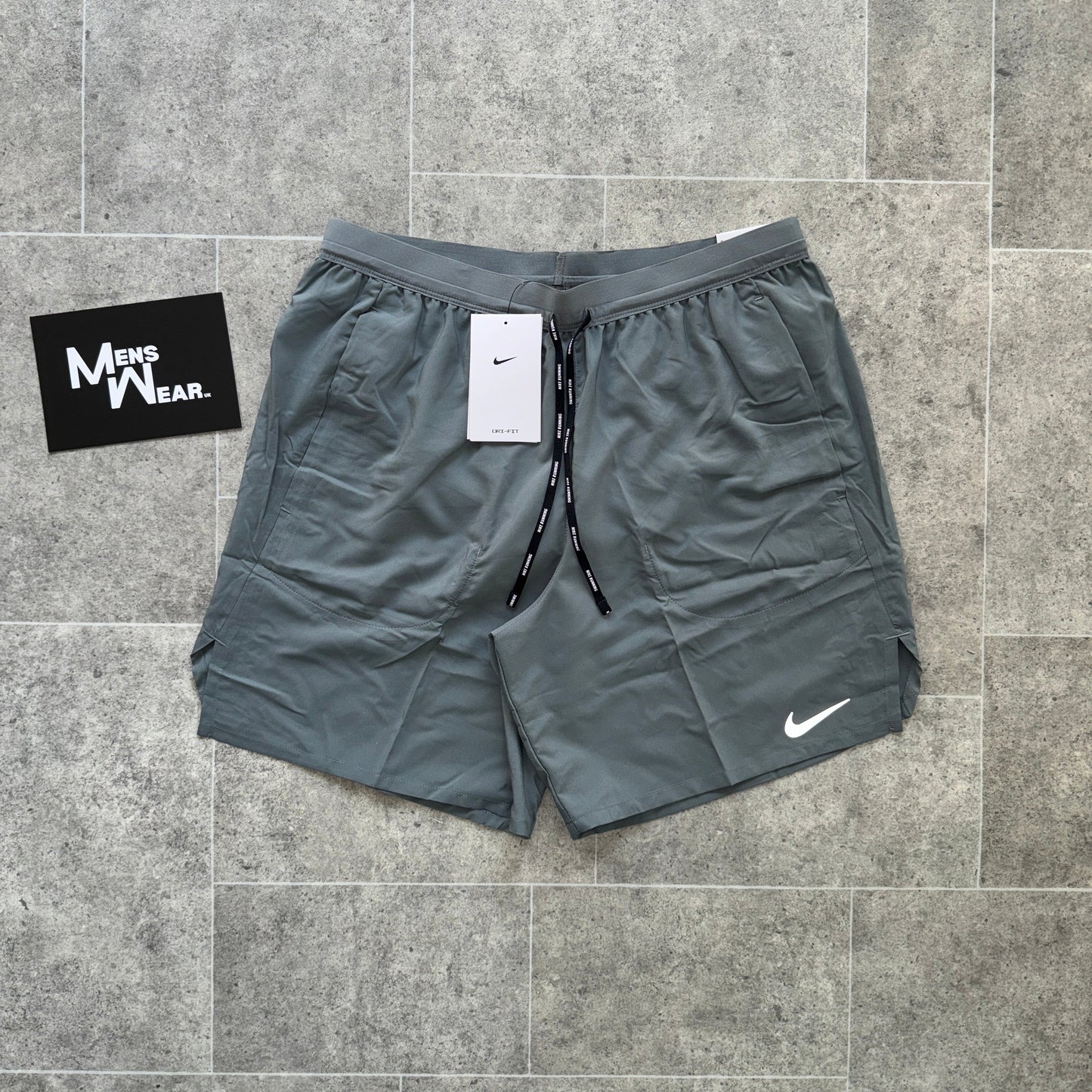 Nike Flex Strides - Grey (7”)
