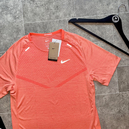 Nike Dri-Fit ADV techknit top - Salmon